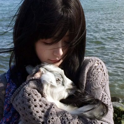 恋综女嘉宾被曝后台发生口角，凌晨后台休息室画面流出